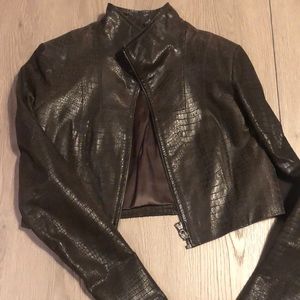 Cropped leather jacket